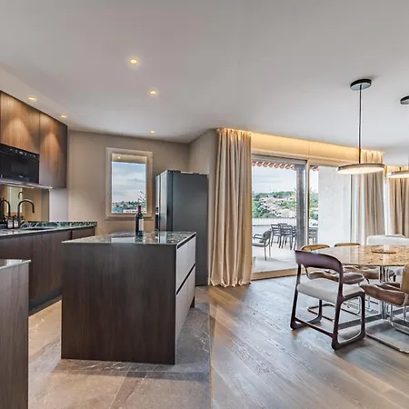 Karine By Terrys Homes 아파트 *